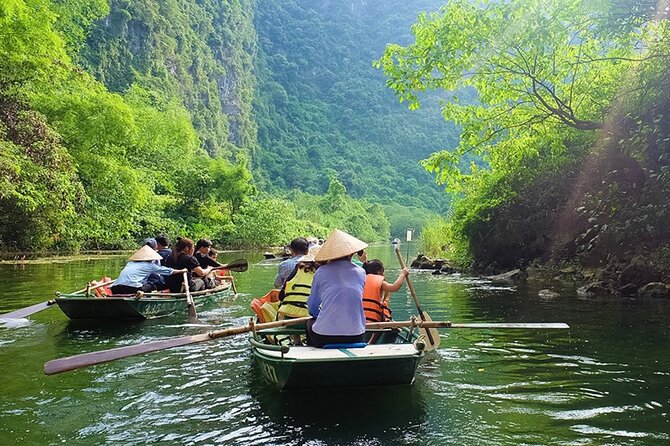Ha Noi_Ninh Binh Tour Full Day_Mua Cave - Tam Coc - Hoa Lu - Hoa Lu, Vietnam’s former capital