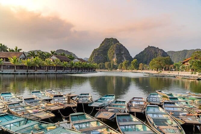 Hai Phong City Historical and Food Tour - Choosing Between Sat Market and Cat Bi Market