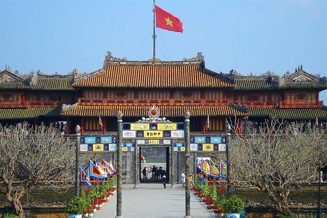 Hai Van Pass and Hue City Sites Deluxe Small Group Tour - Lap An Lagoon and Lang Co Beach