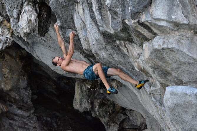 Half day Deep Water Solo - What Deep Water Solo means at Cat Ba