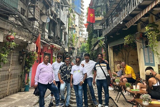 Half-Day Hanoi Highlights and Train Street Experience - A fast introduction to Hanoi’s major sights