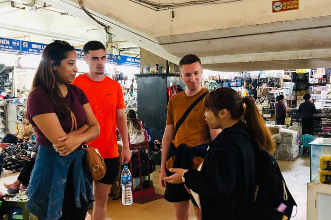 Half-Day Hanoi Highlights and Train Street Experience - One serious hour at Hoa Lo Prison
