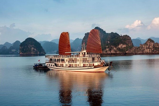 Halong Bay 2 Days 1 Night Cruise - Boarding the ship and settling in at lunch
