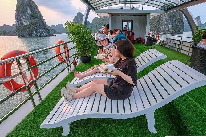 Halong Bay Cruise Luxury Full Day Tours - Lunch, drinks, and the real price