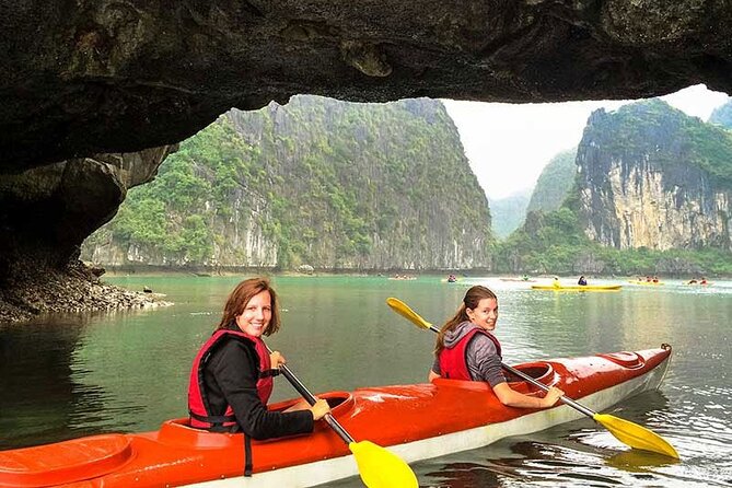 Halong Bay day tour 4 hours Cruise from Hanoi city - Thien Cung Cave and the 400-meter walking route
