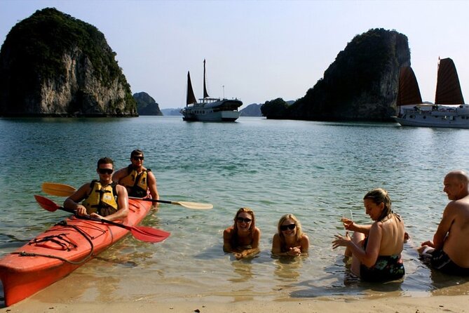 Halong Bay Day Tour By Diamond Era Cruise,Titop,Sung Sot & kayak - Sung Sot Cave and its 200 steps