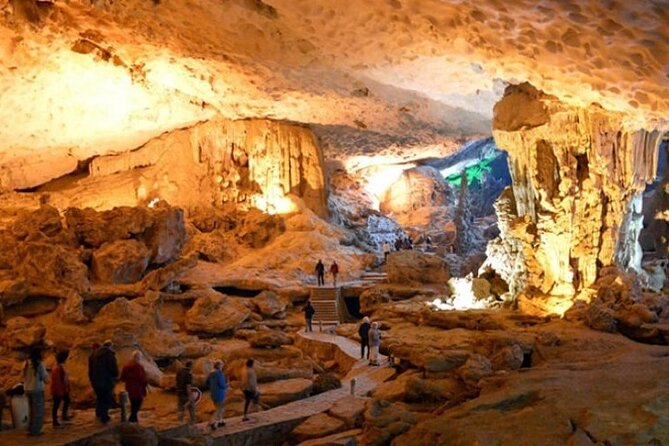 Halong Bay Day Tour By Diamond Era Cruise,Titop,Sung Sot & kayak - The afternoon deck party and return to Hanoi