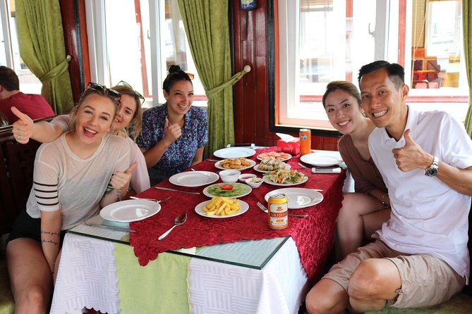 Halong Bay Day Tour Islands, Cave, Kayak. Lunch. All inclusive - Lunch, comfort, and the group rhythm