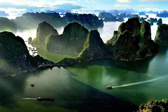 Halong Bay Day Tour: Visit Cave Island Kayaking Swimming Lunch - Guide quality can shape the whole day