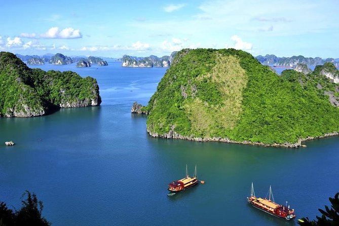 Halong Bay Full Day with Kayaking, Hiking viewpoint, Cave - Deluxe To Luxury - Sung Sot Cave, Halong Bay’s big show