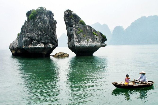 Halong Bay Full Day with Kayaking, Hiking viewpoint, Cave - Deluxe To Luxury - What $38 really buys you