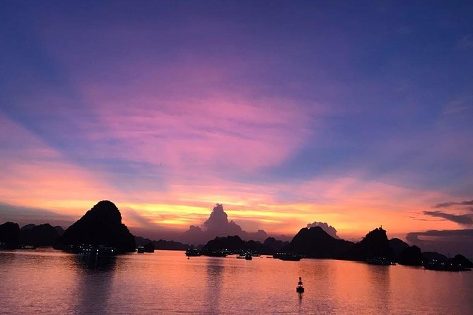 Halong Bay Full Day with Kayaking, Hiking viewpoint, Cave - Deluxe To Luxury - Who will enjoy this Halong Bay trip