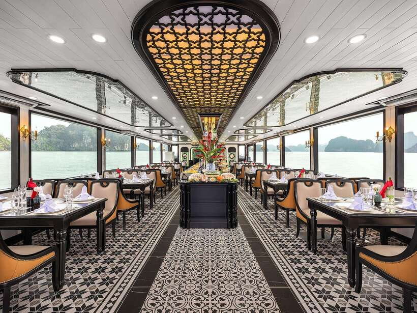 Halong Bay: Luxury Day Cruise with Buffet, Kayak, Swim - Paddling through Luon Cave