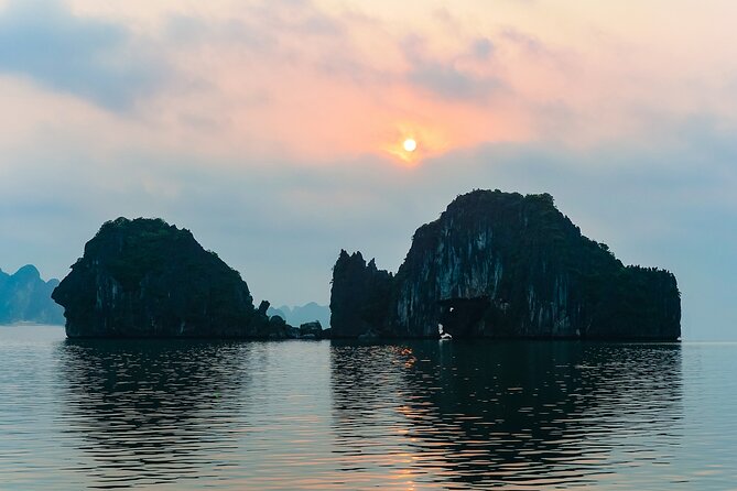 Halong Fantasea Cruise - 2 Days 1 Night - Cooking class and an evening aboard