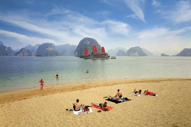 Halong Pandora 5 Star Cruise 2D1N-All Inclusive, cave, transfer - Sunset drinks, cooking, and the evening onboard