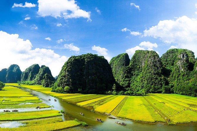 Hang Mua - Hoa Lu - Tam Coc Small Group Tour 8 People a Group - The long day, the weather, and the practical details
