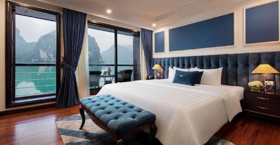 Hanoi: 2-Day Halong & Lan Ha Bay 5-Star Cruise with Balcony - The limousine ride from Hanoi to Tuan Chau Port
