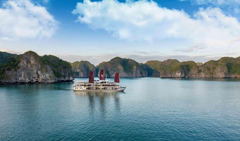Hanoi: 2D1N Ha Long Bay, Lan Ha Bay by Amanda Luxury Cruise - From Hanoi Old Quarter to Tuan Chau Marina