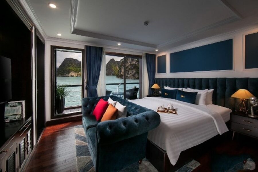 Hanoi: 3-Day Ha Long/Lan Ha Bay Cruise with Private Balcony - Day 3: Bamboo boating through Dark Cave and Bright Cave