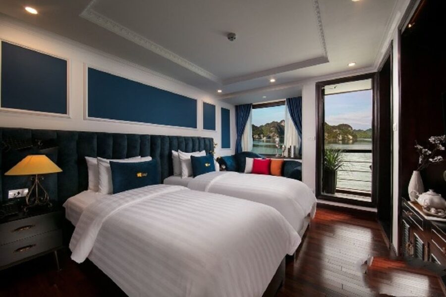 Hanoi: 3-Day Ninh Binh, Ha Long, & Lan Ha Bay 5-Star Cruise - Day three: Tai Chi and the final bay morning