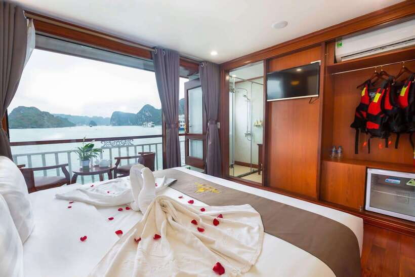 Hanoi: 3-Day Ninh Binh, Ha Long, & Lan Ha Bay Luxury Cruise - Tam Coc by bamboo boat