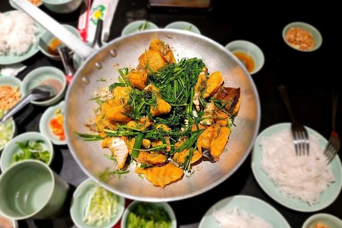 Hanoi: 7 Tasting Street Food Walking Tour and Train Street - How the $35 price compares with the experience