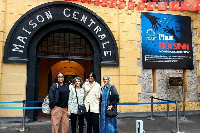 Hanoi All-In-One Tour: Highlights & Train Street & Culture & Fun - What this Hanoi tour is really trying to do