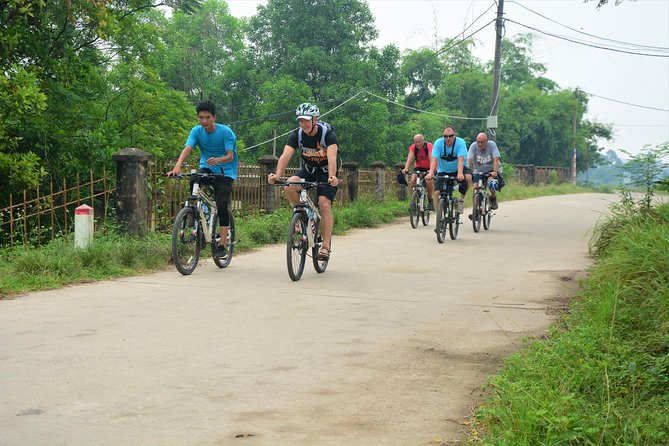 Hanoi Bicycle Tours: Half Day Bicycle Tours Hanoi Countryside - Co Loa Citadel and the countryside stops
