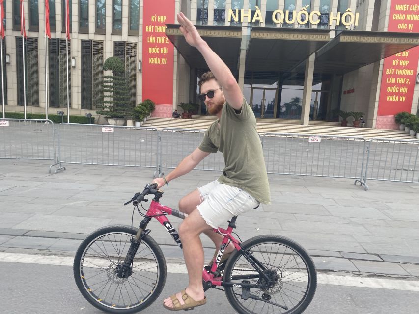 Hanoi: Bike Tour Through Hidden Gems and Banana Island - Crossing Long Bien Bridge toward Banana Island