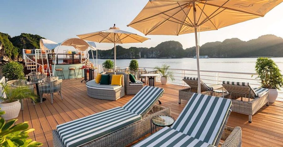 Hanoi: Cat Ba Island & Lan Ha Bay Day Trip Cruise with Lunch - The long ride from Hanoi to Beo Harbour
