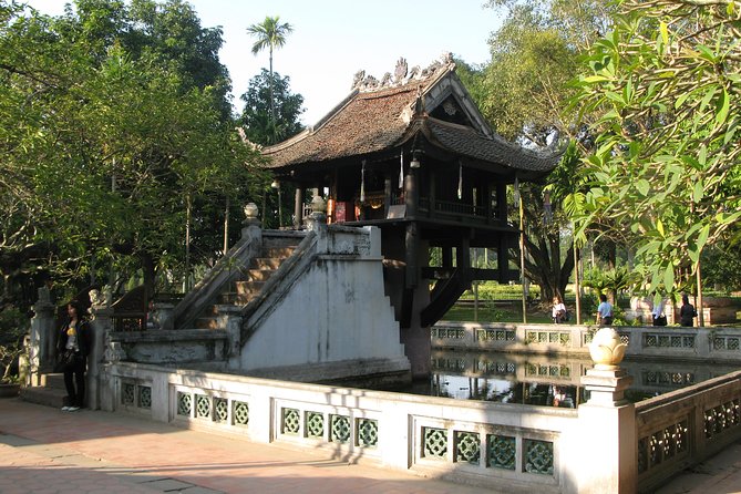 Hanoi City Half Day Private Tour: Hidden Corners & Train Street - Long Bien Bridge connects French engineering with wartime memory