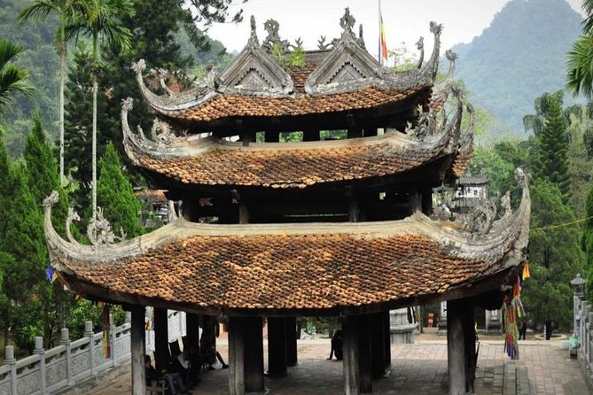 Hanoi City Half Day Private Tour included train street, meals - Starting with lunch on 36 Hang Ga