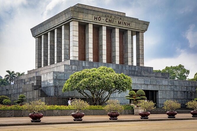 Hanoi City Half-Day Private Tour: Train Street And All Highlights - Long Bien Bridge connects history with the city today