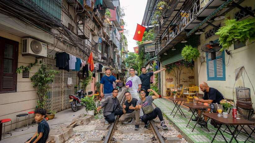 Hanoi: City Highlights Tour with Train Street & Hidden Gems - Ma May Ancient House and Hanoi’s older streets