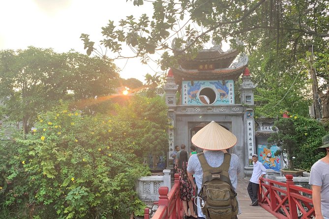 Hanoi City Sightseeing and Street Food Tour - Long Bien Bridge and Hanoi’s working edge