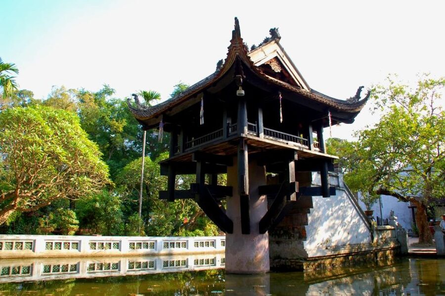 Hanoi: City Sightseeing Motorbike Tour - Pho, local food, and Hanoi egg coffee