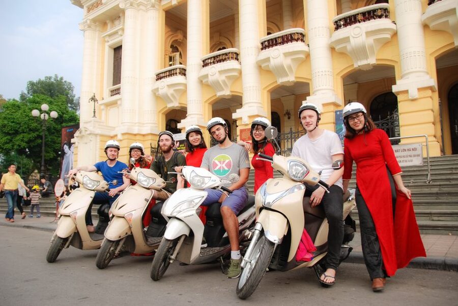 Hanoi: City Sightseeing Motorbike Tour - The Opera House and St Joseph Cathedral