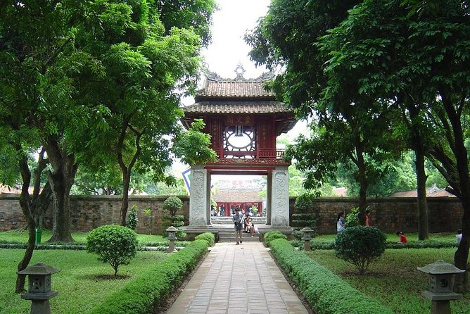 Hanoi City Tour Full Day ALL IN ONE - ALL INCLUDED - Ho Chi Minh’s complex and the One Pillar Pagoda