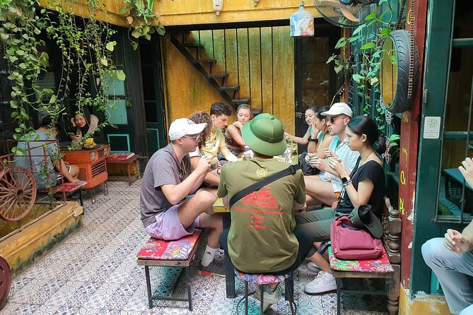 Hanoi City Tour : Hanoi Highlights and Hidden Gems - Train Street: a dramatic but brief stop
