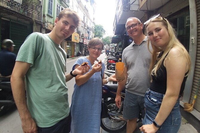 Hanoi City Tour: Private Half-Day to Hidden Corners &Train Street - Long Bien Bridge connects railway history with city views