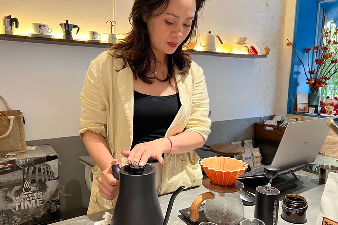 Hanoi Coffee Experience: 6 Brews, 9 Recipes & 3 Liquor Tastings - Getting there and planning your morning