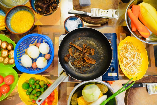 Hanoi Cooking Class: Market Tour, Free Liquor & Coffee Tasting - Hosts who make the class personal