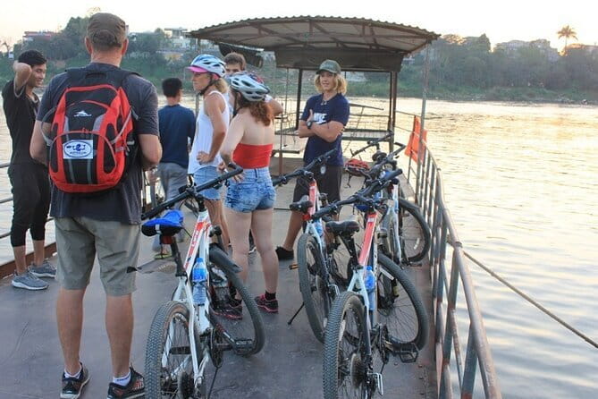 Hanoi Countryside By Bike & Local House and Food Tasting - A local house, Vietnamese tea, and everyday customs