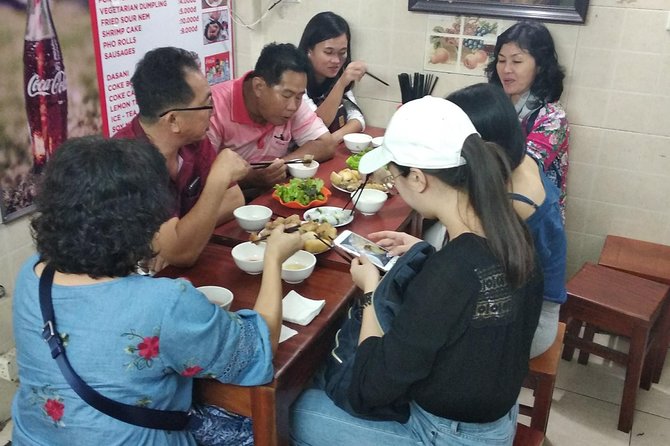 HANOI CULTURAL DISCOVERY TOUR ( "5 in 1" 4 hours - Special Package!) - A fast, useful introduction to Hanoi’s Old Quarter