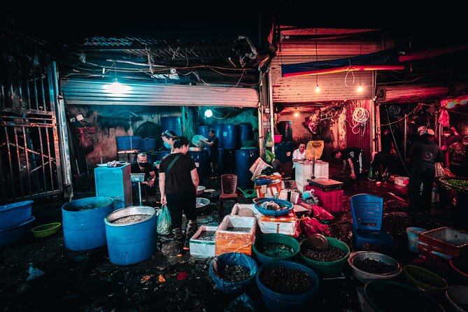 Hanoi Dawn Private Food Tour with 10+ Tastings - More than 10 tastings from local vendors