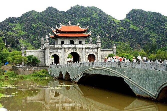 Hanoi Epic tour 6D5N Hanoi - Halong Bay - Ninh Binh - Sapa - The pace, vehicles, meals, and group size