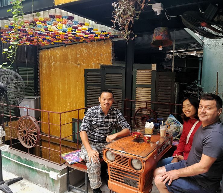Hanoi Food, Culture, Sightseeing & Fun By Vintage Motorbike - The first ride shows you ordinary Hanoi