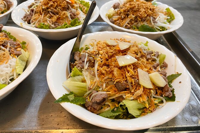 Hanoi food tour-Local street food tour (food&guide included) - The dishes that make the route useful