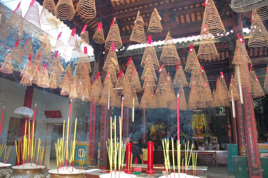 Hanoi: Full-Day City Tour with Lunch and Optional Extras - How the day feels in practice