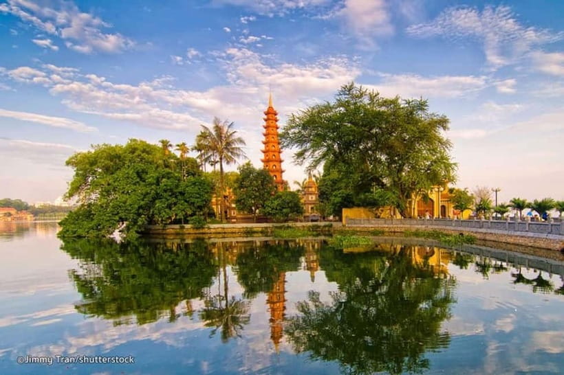 Hanoi: Full-day or Half-day Hanoi City Tour - Tran Quoc Pagoda beside West Lake